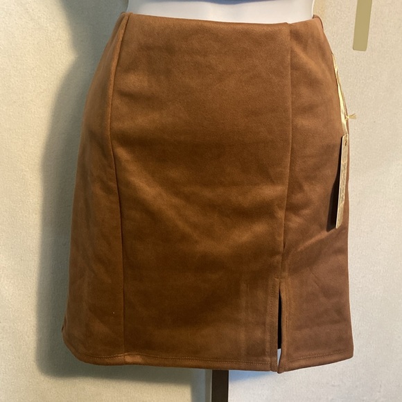 Brown two piece set NWT - Picture 3 of 9